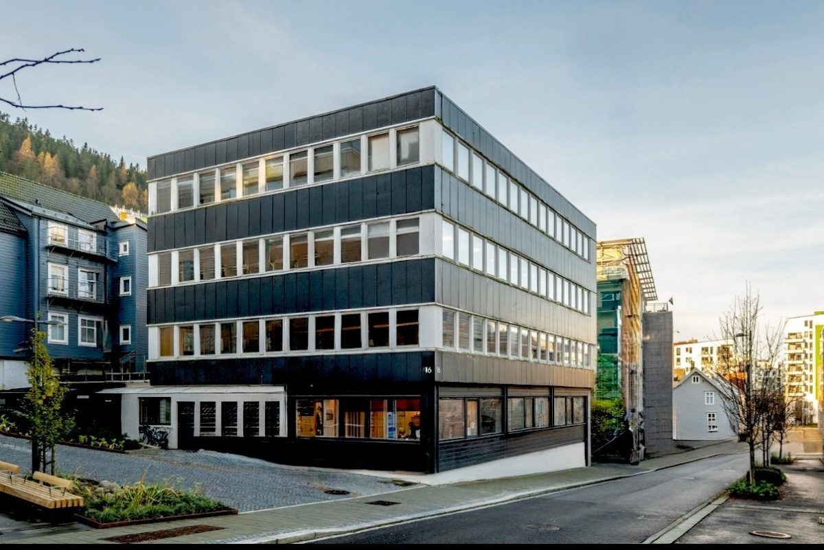 007_93554d9f-715d-4533-85cf-2cfa72605e09