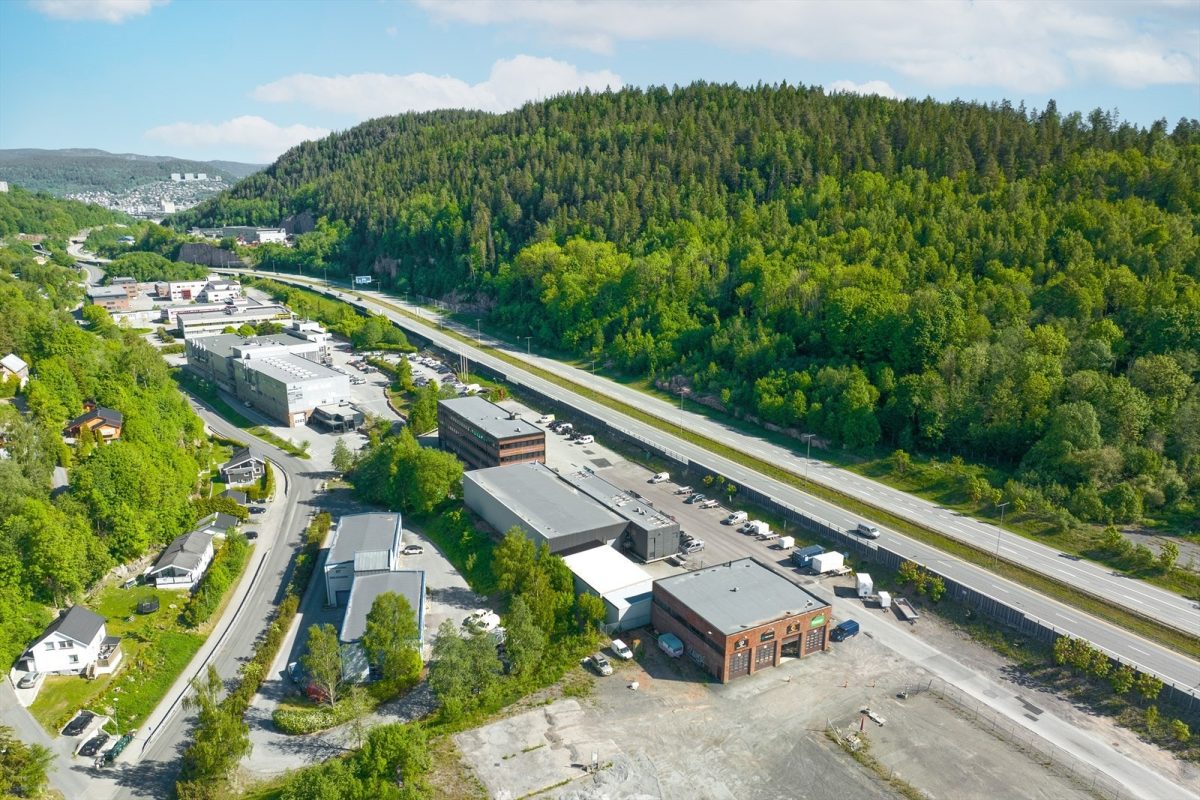 016_e0073659-0dd2-4658-8c87-739f03f55634