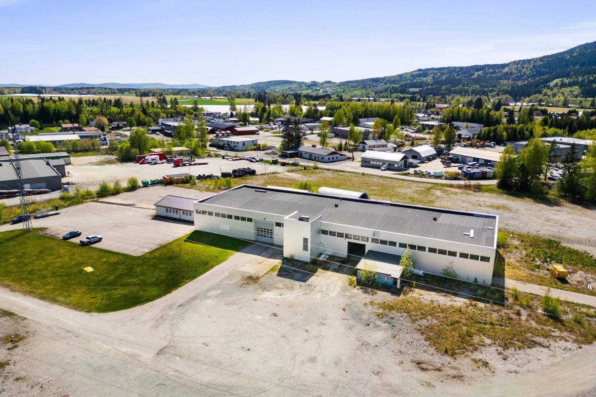 056_b755aa31-7008-4f96-b53f-77130055985e