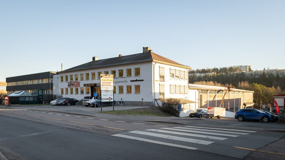 069_a6b18dc4-160c-40f9-9685-fd7a63c56f59