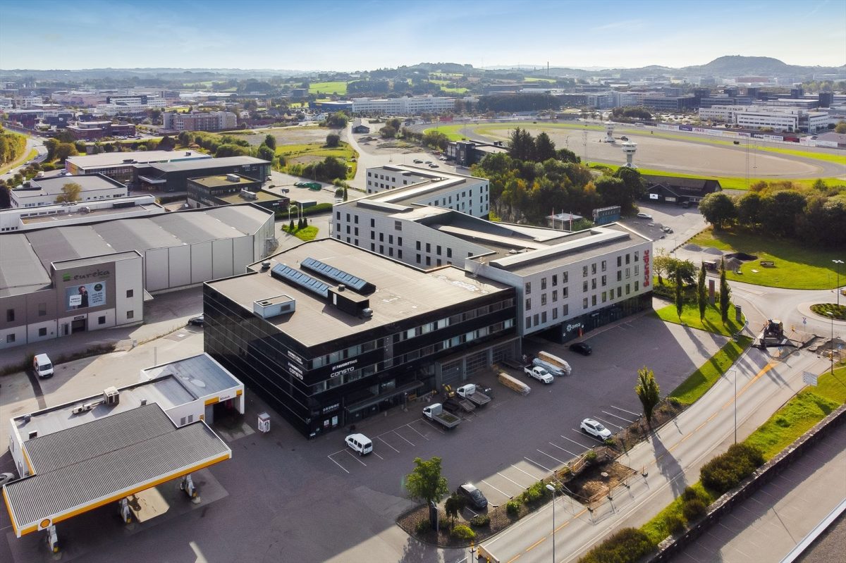 084_f0766624-b08f-417a-90b8-f135f66a0d46