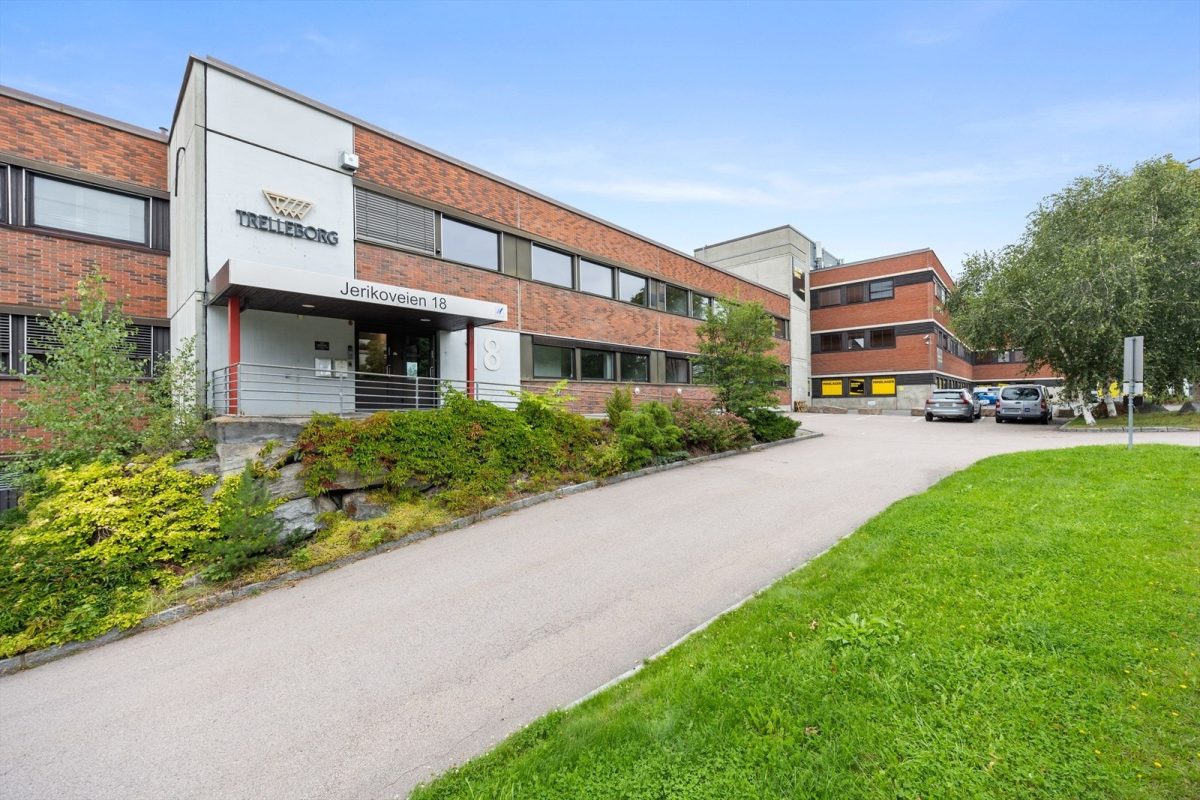 093_cf5abef0-ad42-467b-b8d6-a17836676a75