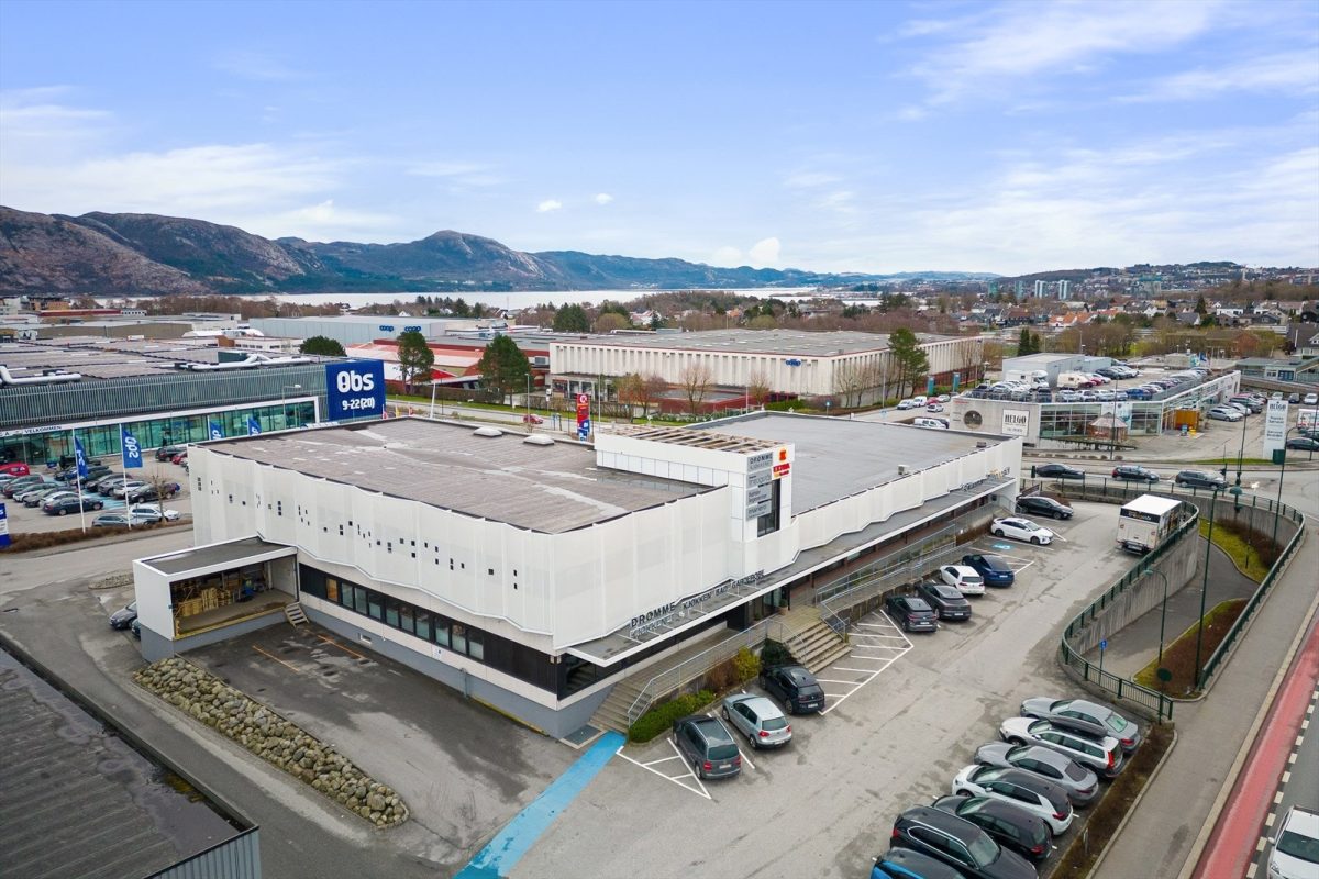 102_00a5893b-c7bc-44e9-9bd4-5c7272a2f740