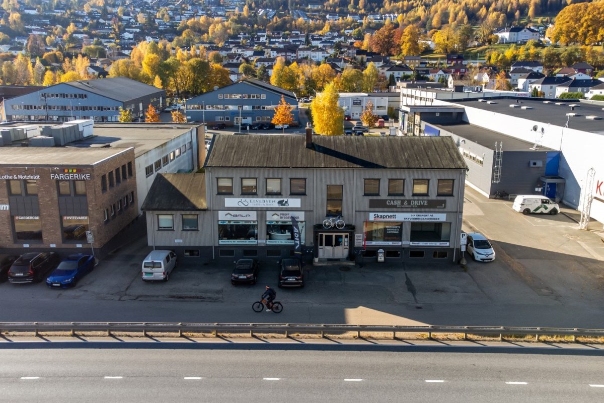 102_a859e114-06b6-43f9-9dda-69810e1f8373