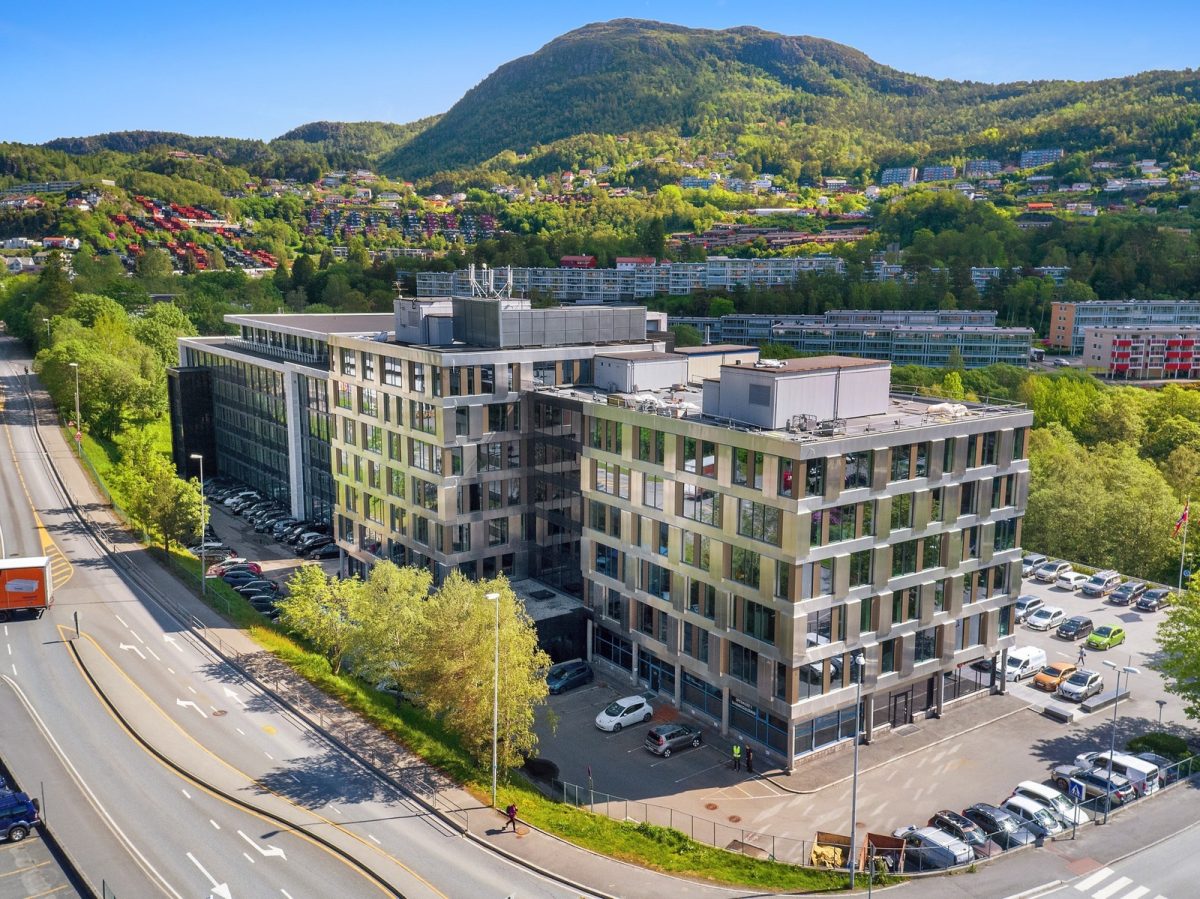 170_d352850c-40ac-457c-9558-93208649be1a