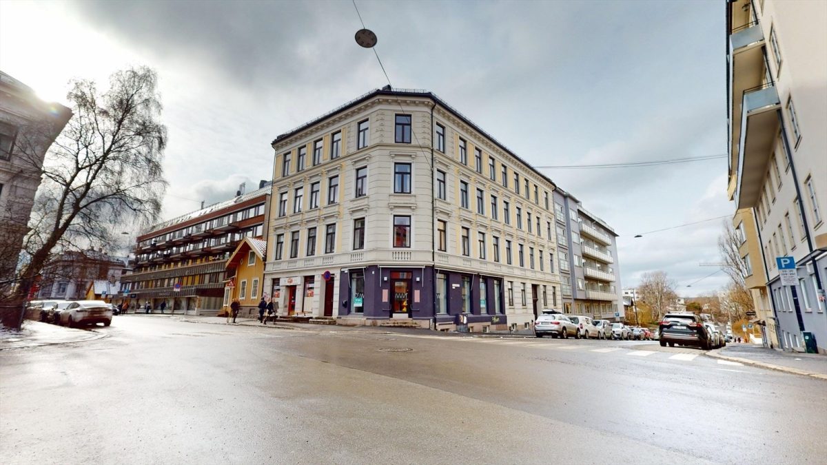 194_21d99c97-0df2-4eb2-a0cc-d1bd96d6282f