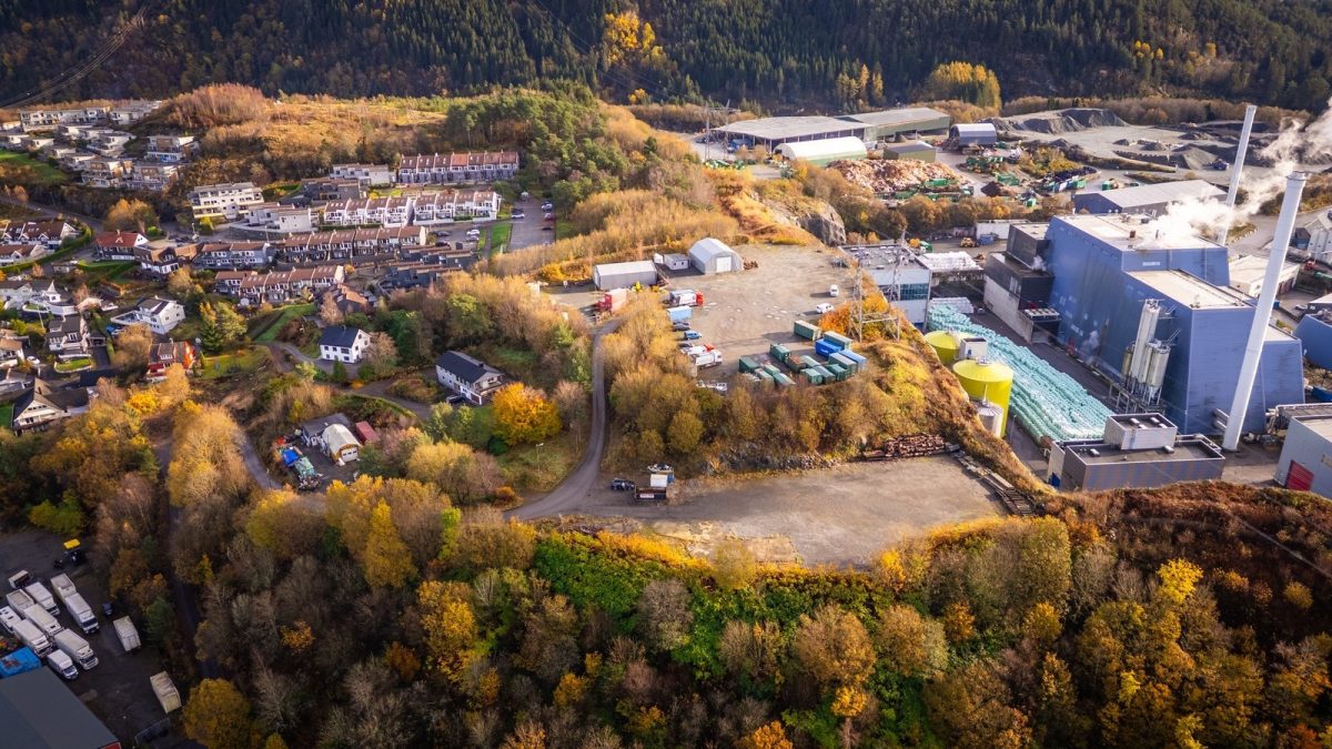 267_1c5f1780-da32-4b2a-8687-66cd5e3c3831