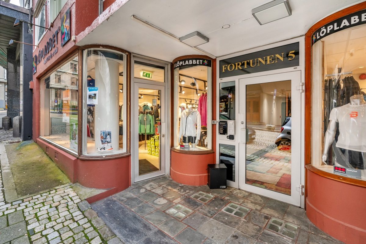 328_db06482d-9301-4c04-9140-a35fd99b18a2