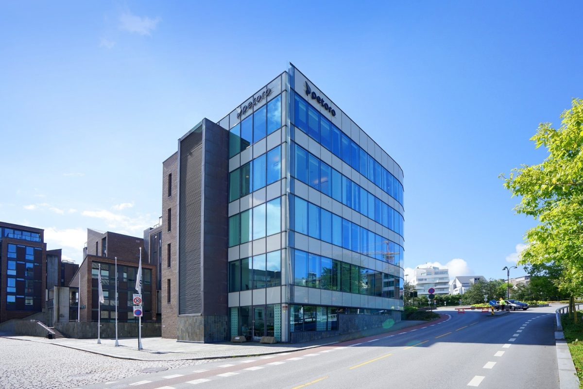 562_a97ffee7-c7c1-4e5b-8d4c-8bb1bf1d4977