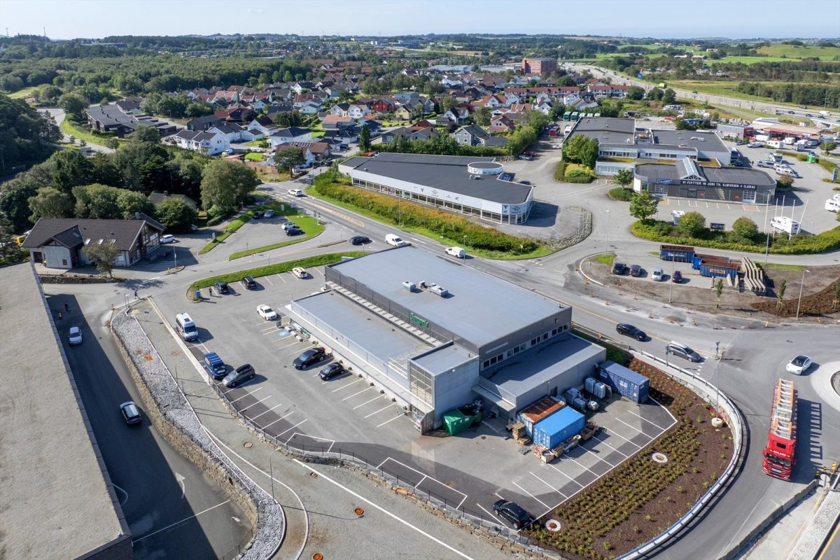 592_650e4410-2f66-47f3-b072-8dc031ceff5f