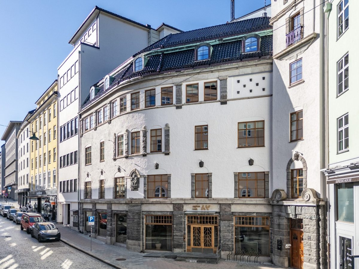 596_795aded3-af12-4bb4-a992-ac138f430399