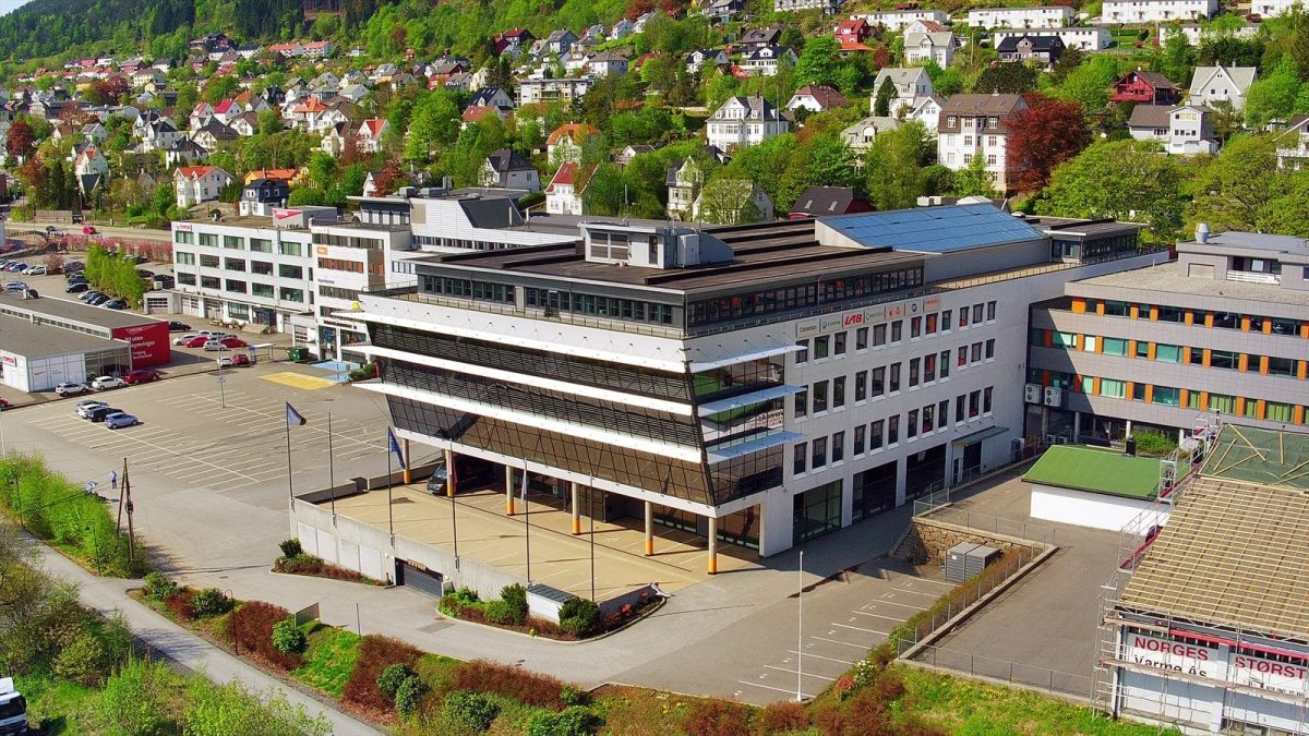 664_5bb51517-6318-49e3-9c94-91c0128cbb66