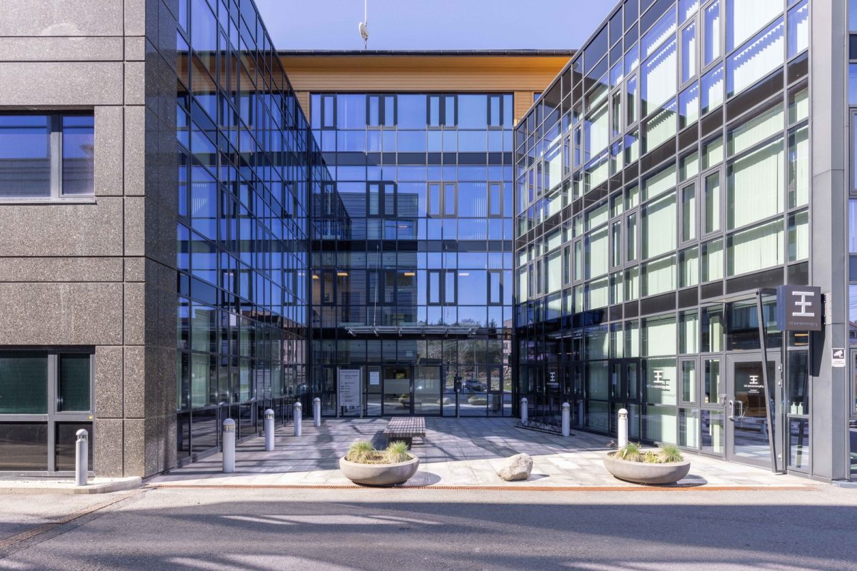 689_86322973-8861-4745-988a-3cba4d2e1ee9