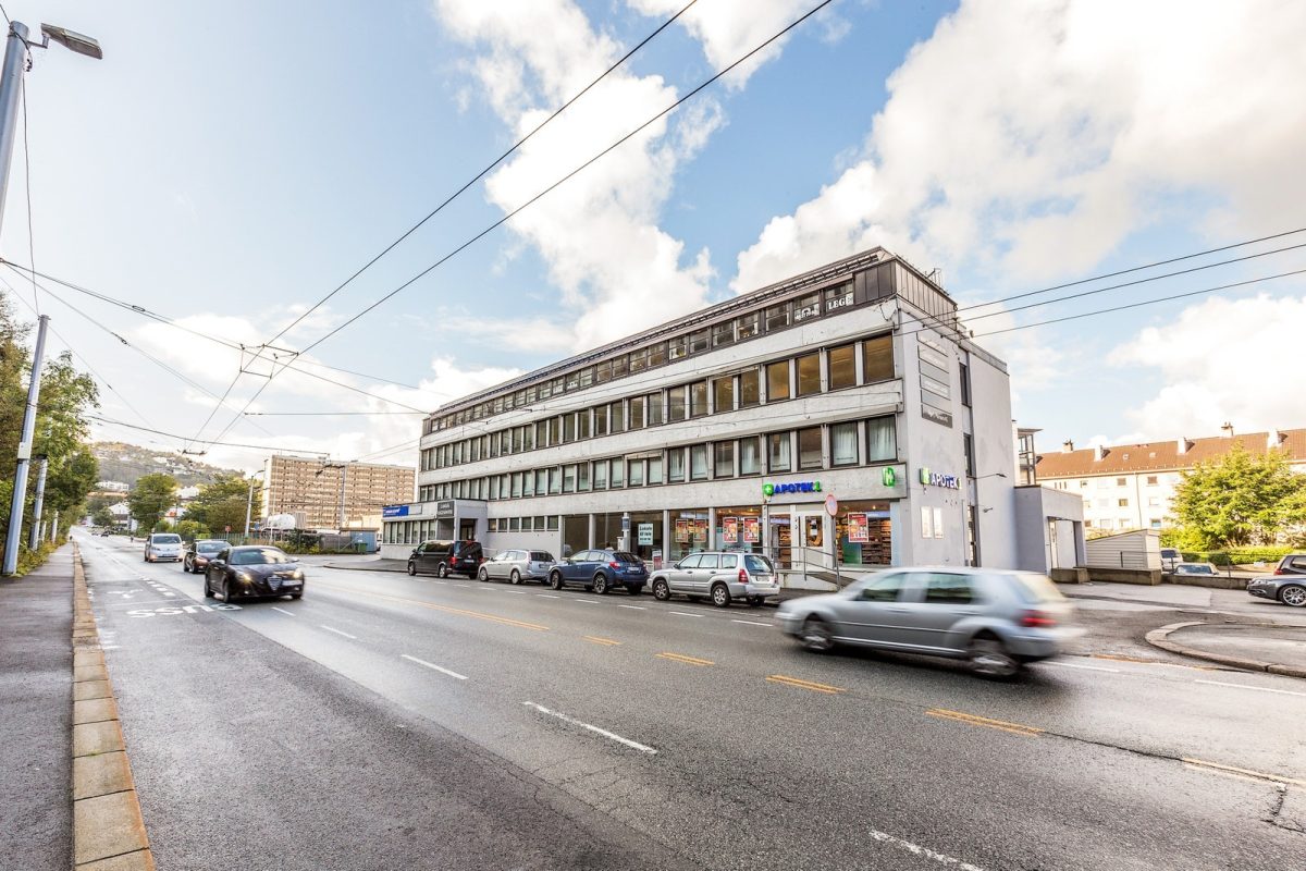 836_1a32620e-6403-4846-a399-0e48d92537b5