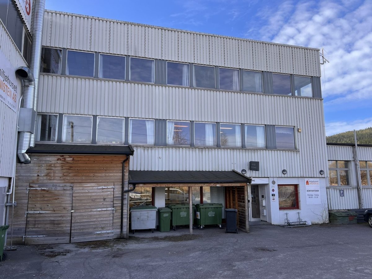 879_568d9317-7da7-4ba6-be37-b107857a0057