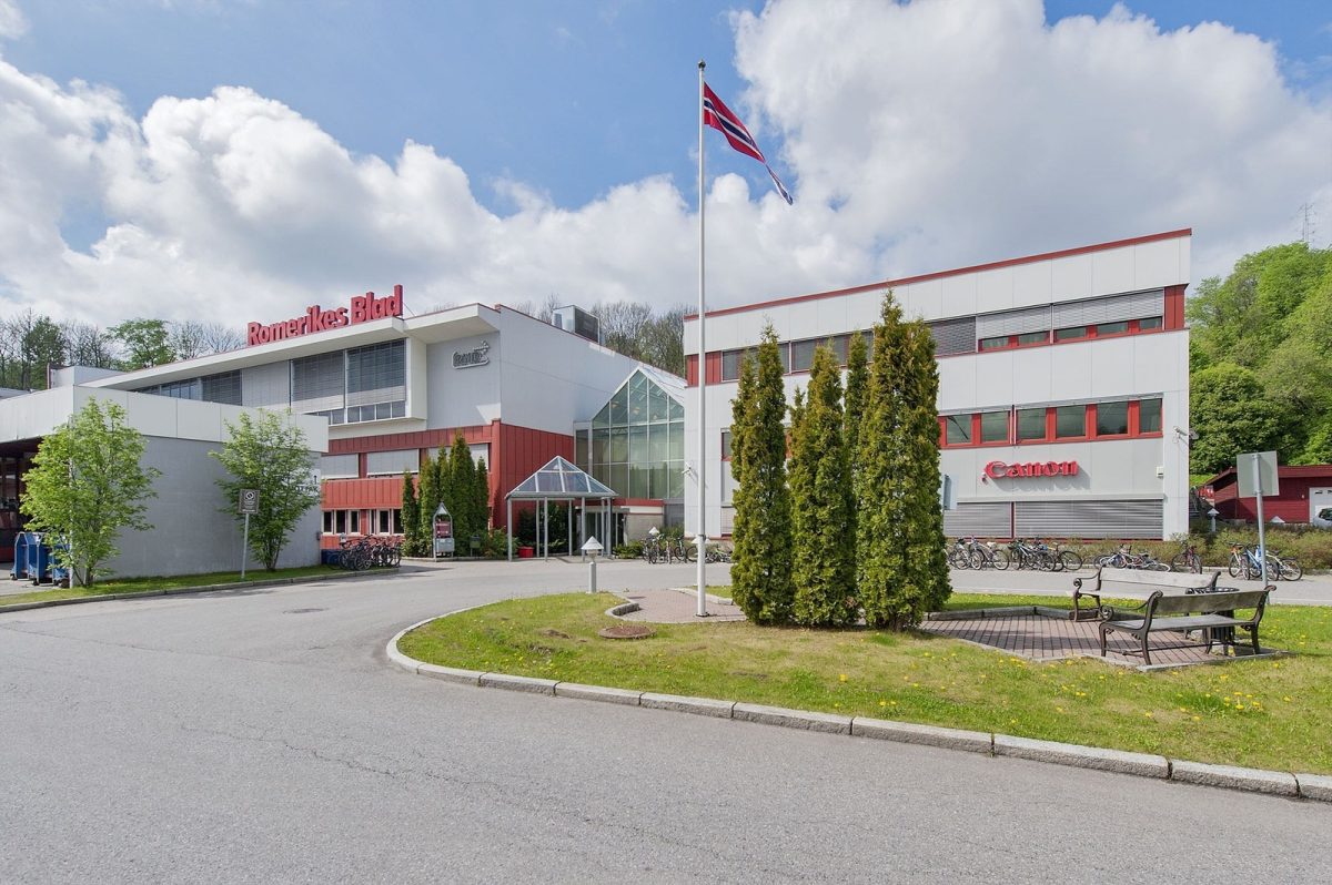 881_0107d83f-7439-4543-8196-5db19b95d1ff