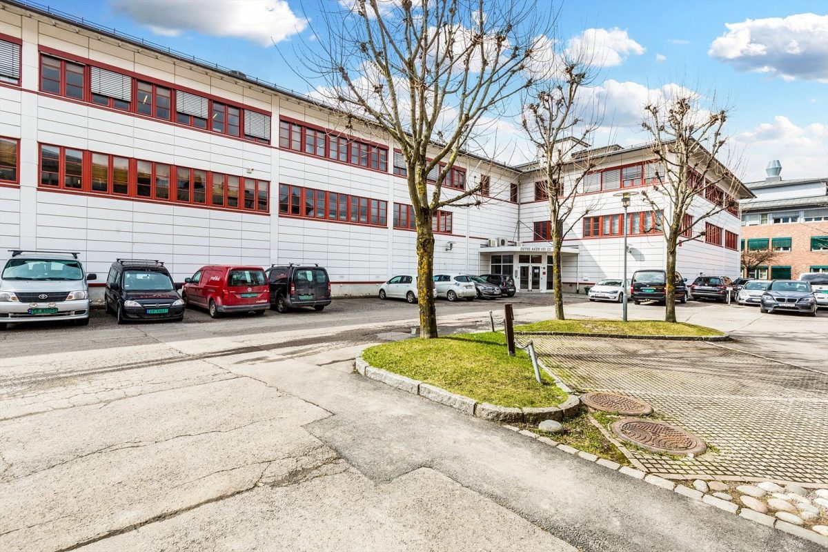 992_50945864-d450-463c-9493-b94c5595d52f